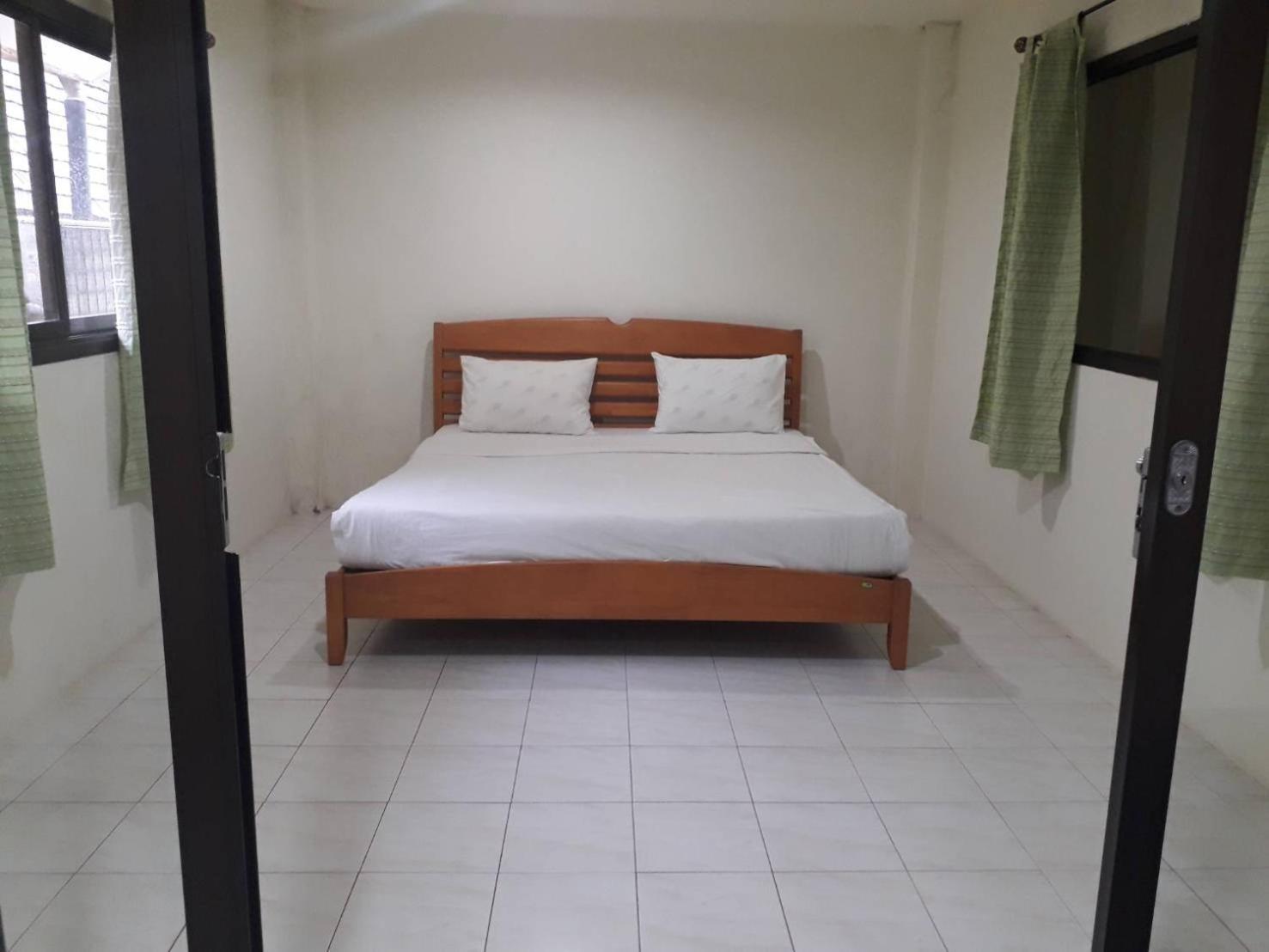 Penzy Guest House Praia de Chaweng Exterior foto